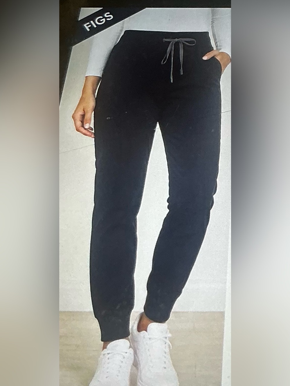 FIGS TECHNICAL COLLECTION NAVY JOGGER SCRUB PANTS (s)
